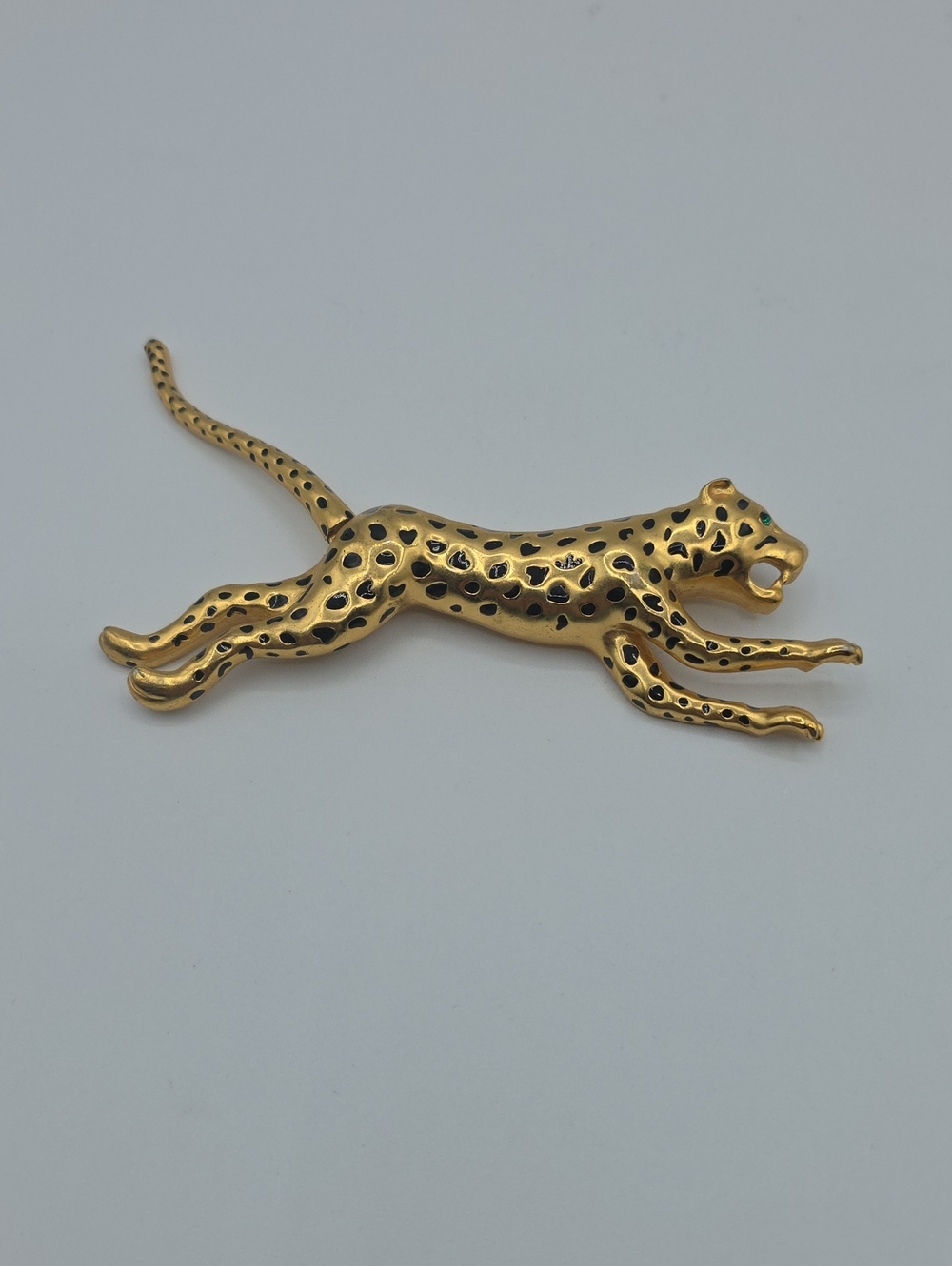 Gold-Tone Leopard Pin Brooch - Sleek Animal Motif With Articulating Tail